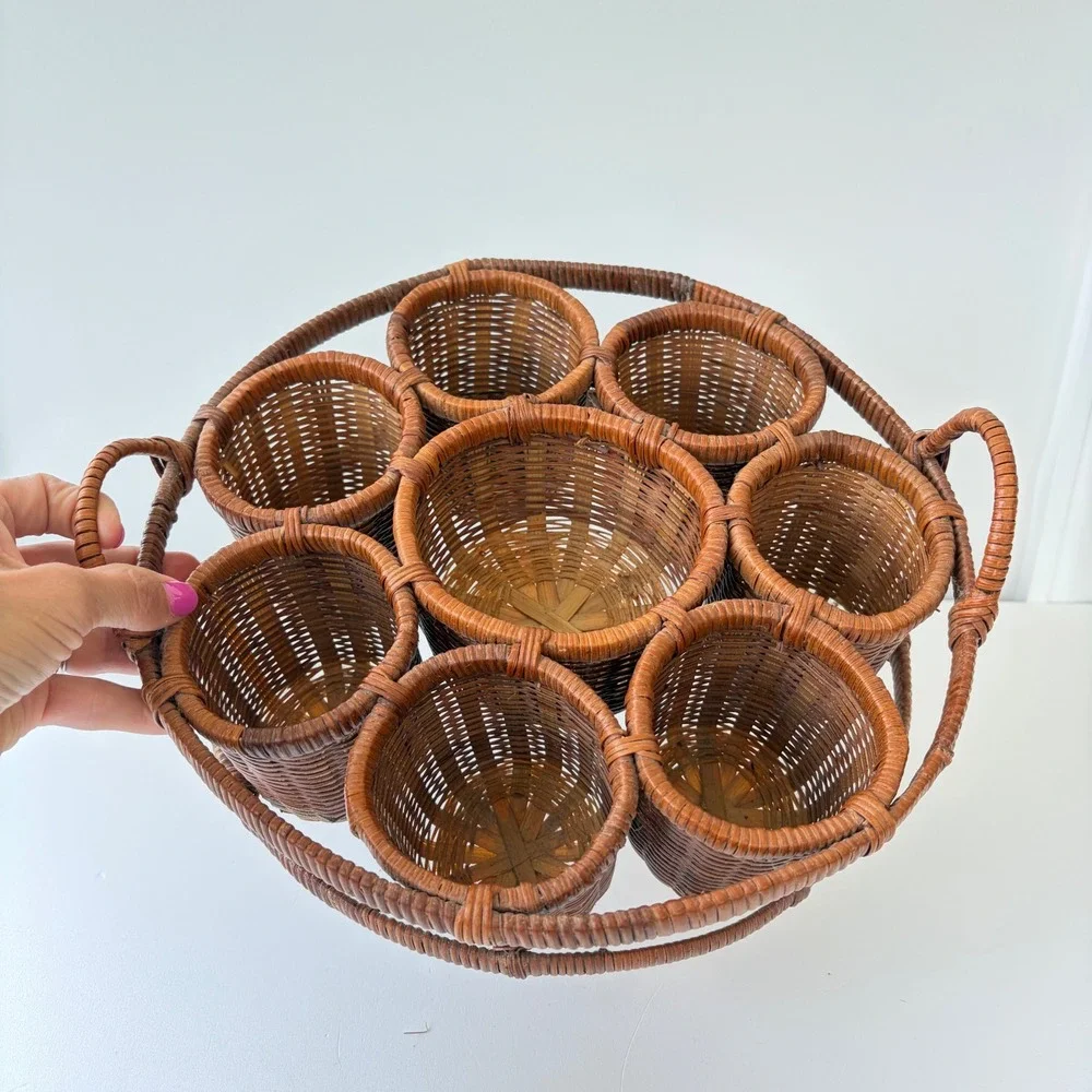 N/A woven wicker